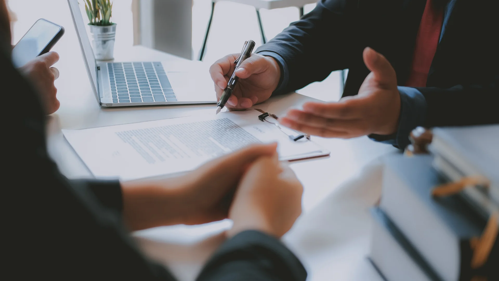 إدارة مالية مبسّطة تدعم نمو أعمالك